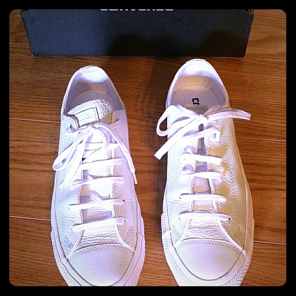 White iridescent converse